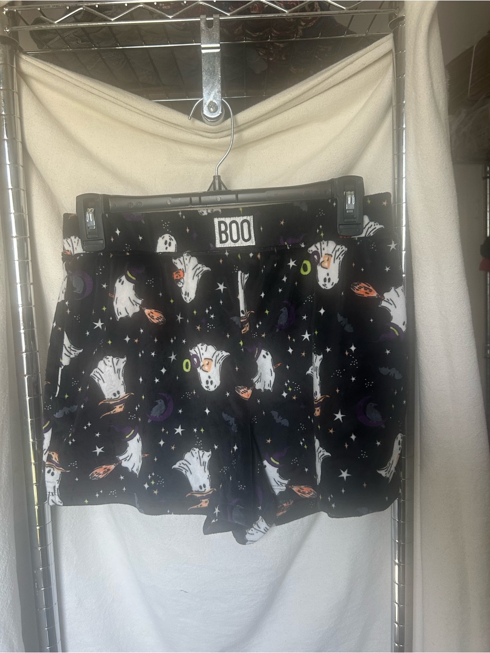 Halloween Ghost Print Women's Athletic Shorts - Black